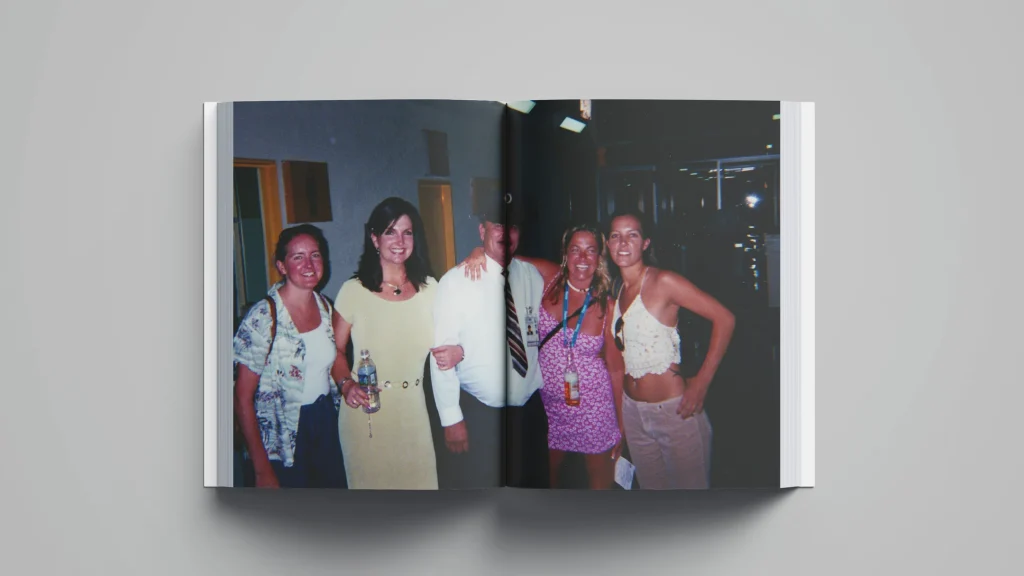 MAN_BOOK_032_2160x